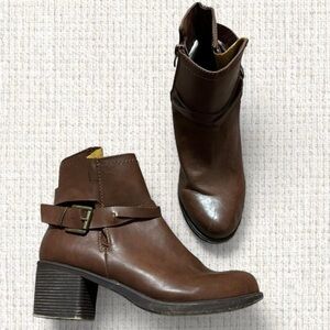 Dollar General Brown Booties